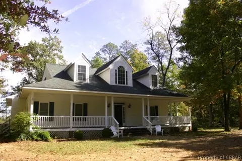 8667 Dundee Ln, Gloucester, VA 23061 photo 1