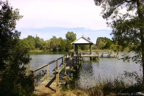 8667 Dundee Ln, Gloucester, VA 23061 photo 31