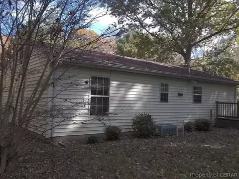 8752 Marlfield Rd, Gloucester, VA 23061 photo 14
