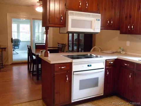 4472 Old Squaw Ln, Gloucester, VA 23061 photo 9