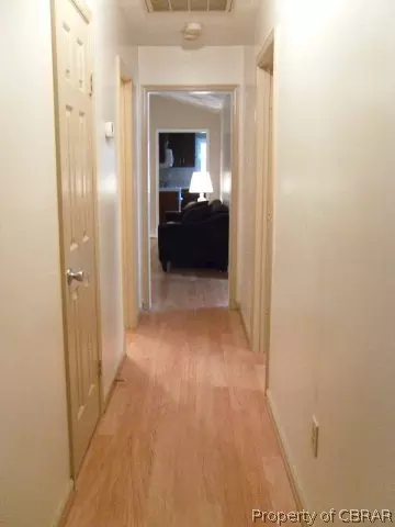 4472 Old Squaw Ln, Gloucester, VA 23061 photo 13