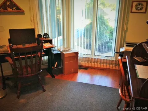 8955 Dove Ct, Gloucester, VA 23061 photo 11