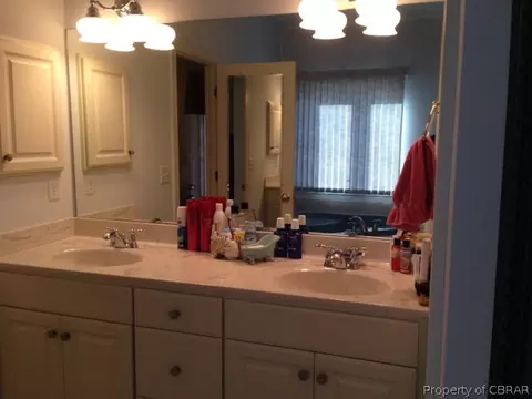 8955 Dove Ct, Gloucester, VA 23061 photo 12