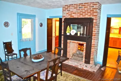 383 Risby Town Rd, Grimstead, VA 23064 photo 7