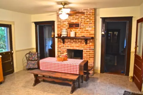 383 Risby Town Rd, Grimstead, VA 23064 photo 4