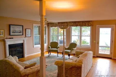232 E Highview Dr, Lancaster, VA 22503 photo 4