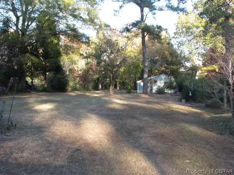 1489 Laurens Rd, Gloucester Point, VA 23062 photo 25