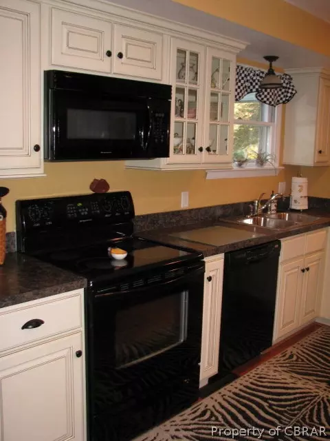 1489 Laurens Rd, Gloucester Point, VA 23062 photo 11
