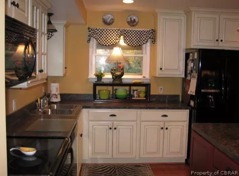 1489 Laurens Rd, Gloucester Point, VA 23062 photo 10