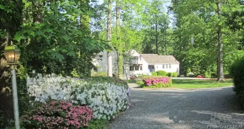 34 Golf Course Dr, Weems, VA 22576 photo 14