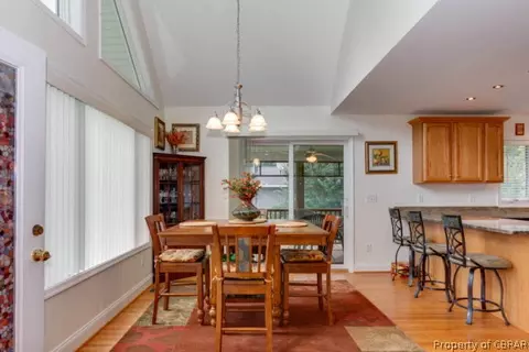 8154 Riverview Dr, Gloucester, VA 23061 photo 9