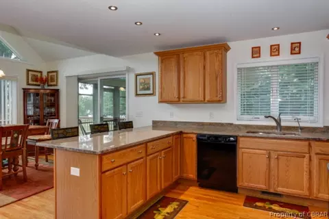 8154 Riverview Dr, Gloucester, VA 23061 photo 13