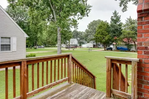 8154 Riverview Dr, Gloucester, VA 23061 photo 28