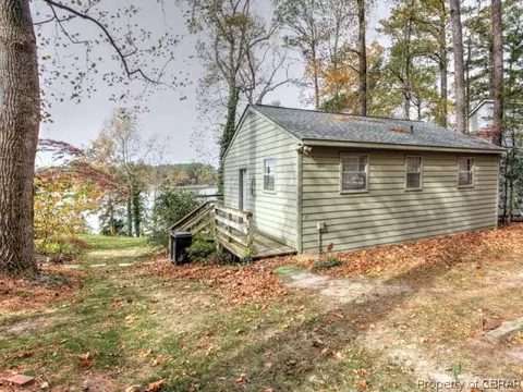 11064 Ferry Creek Ave, Gloucester, VA 23061 photo 13