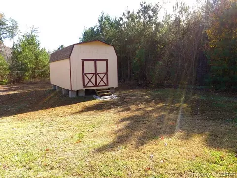 7585 Walnut Rd, Gloucester, VA 23061 photo 6