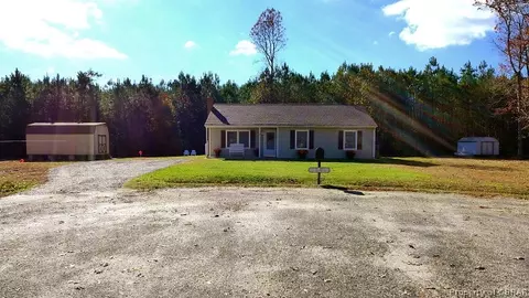 7585 Walnut Rd, Gloucester, VA 23061 photo 3