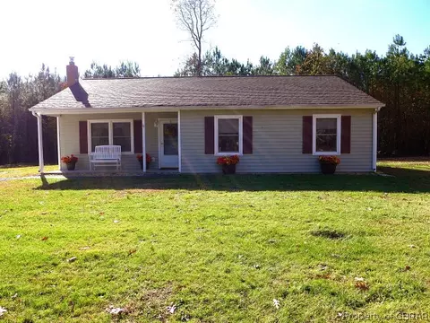 7585 Walnut Rd, Gloucester, VA 23061 photo 2
