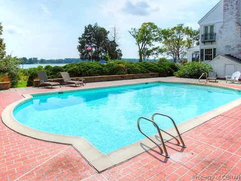 6736 Ware Neck Rd, Gloucester, VA 23061 photo 7