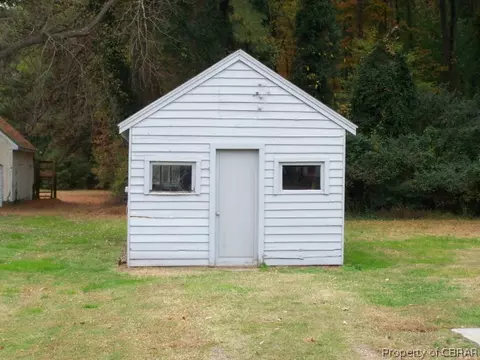 3596 Weems Rd, Weems, VA 22576 photo 3