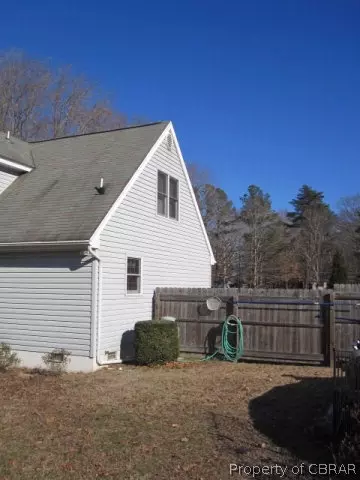 6248 Glenns Rd, Gloucester, VA 23061 photo 21