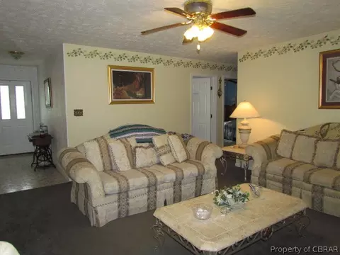 6596 Belroi Rd, Gloucester, VA 23061 photo 7