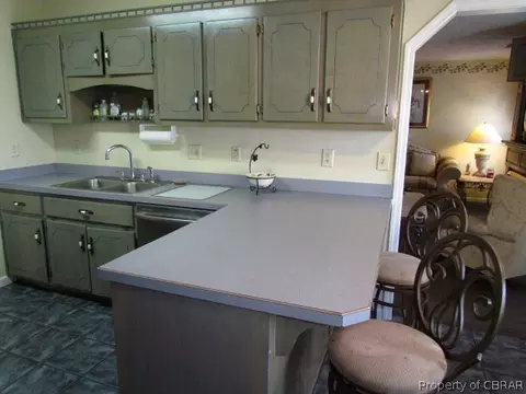 6596 Belroi Rd, Gloucester, VA 23061 photo 8