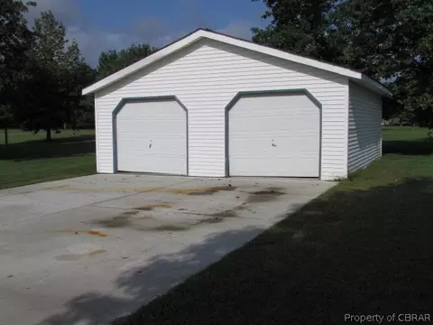 6596 Belroi Rd, Gloucester, VA 23061 photo 3