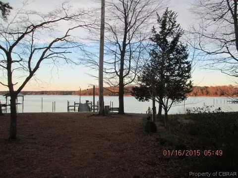 11286 Piankatank Dr, Gloucester, VA 23061 photo 11