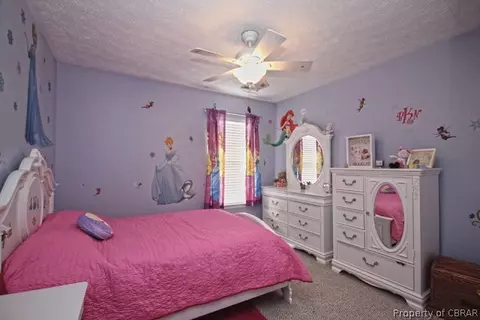 7532 Founders Mill Way E, Gloucester, VA 23061 photo 15