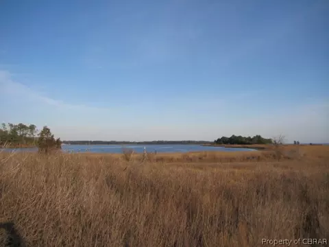 4100 Eagle Point Plantation Rd, Gloucester, VA 23061 photo 3