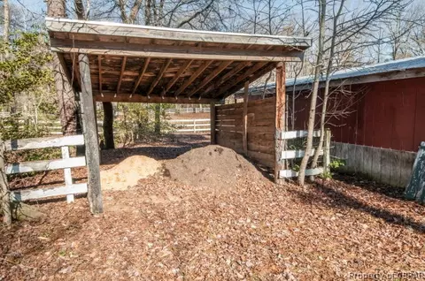 7764 Beaver Dr, Gloucester, VA 23061 photo 32