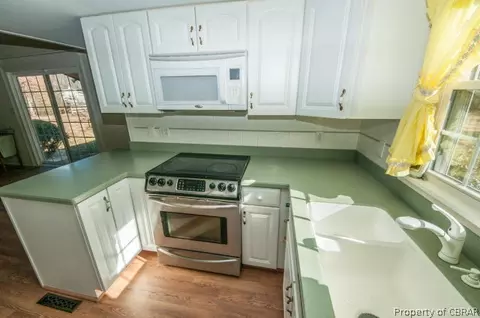 7764 Beaver Dr, Gloucester, VA 23061 photo 13