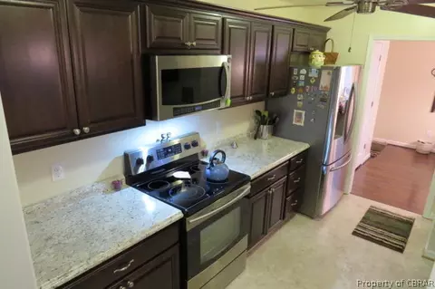 7182 Jeffrey Dr, Gloucester, VA 23061 photo 7