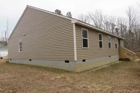 7182 Jeffrey Dr, Gloucester, VA 23061 photo 3