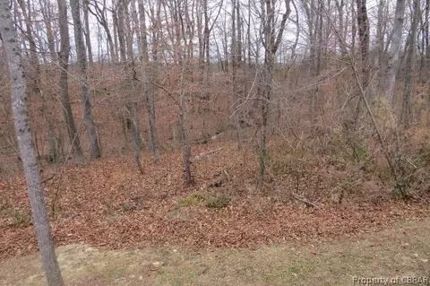 7182 Jeffrey Dr, Gloucester, VA 23061 photo 4