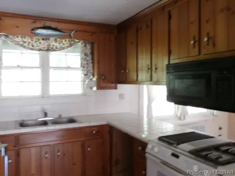 5500 Ware Neck Rd, Gloucester, VA 23061 photo 5