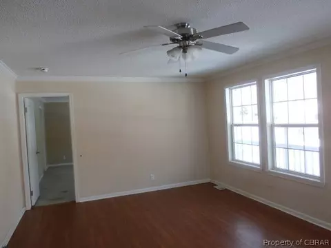 10443 Freewelcome Ln, Dutton, VA 23050 photo 2