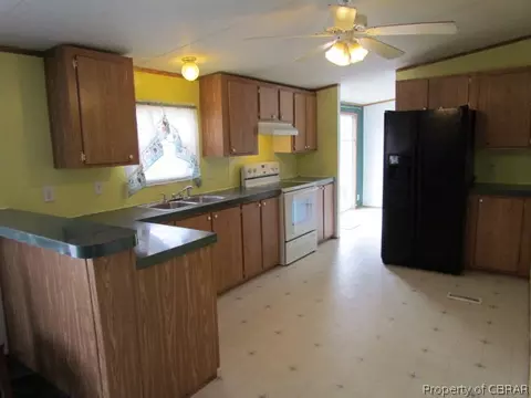 4682 Pampa Rd, Gloucester, VA 23061 photo 5