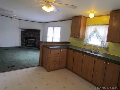 4682 Pampa Rd, Gloucester, VA 23061 photo 6