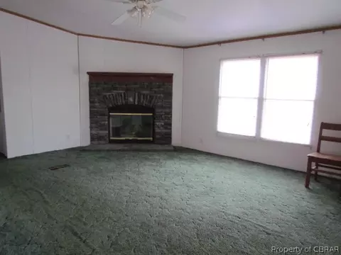 4682 Pampa Rd, Gloucester, VA 23061 photo 3