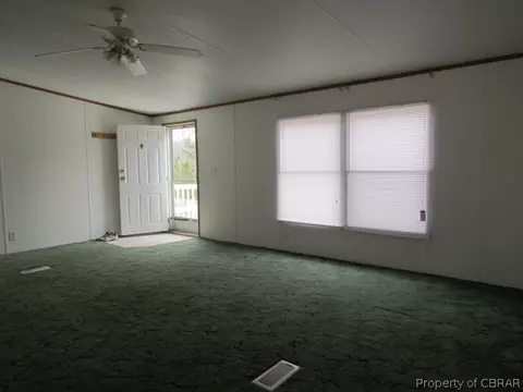 4682 Pampa Rd, Gloucester, VA 23061 photo 9