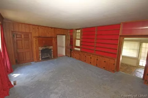 5018 Weaver Ln, Gloucester, VA 23061 photo 7