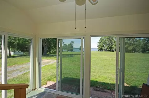 5018 Weaver Ln, Gloucester, VA 23061 photo 18