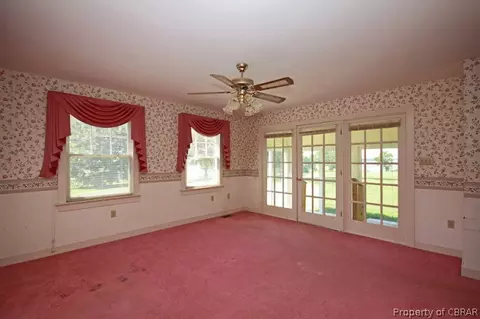 5018 Weaver Ln, Gloucester, VA 23061 photo 14