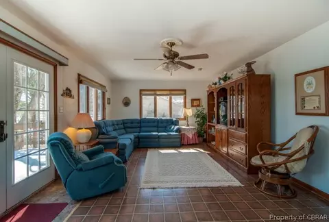 11269 Water View Pl, Gloucester, VA 23061 photo 10