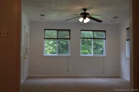10050 Skillman Ln, Gloucester, VA 23061 photo 16