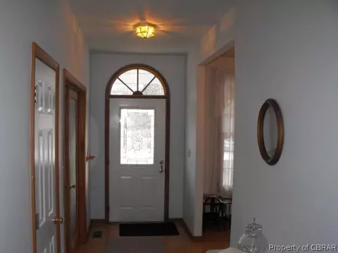 2573 Wright Rd, Saluda, VA 23149 photo 5