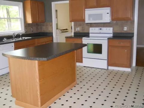 122 Braddock Rd, Williamsburg, VA 23185 photo 7