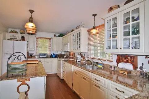 579 Lovers Ln, Lancaster, VA 22503 photo 17