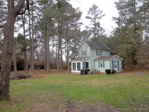 642 General Puller Hwy, Saluda, VA 23149 photo 4